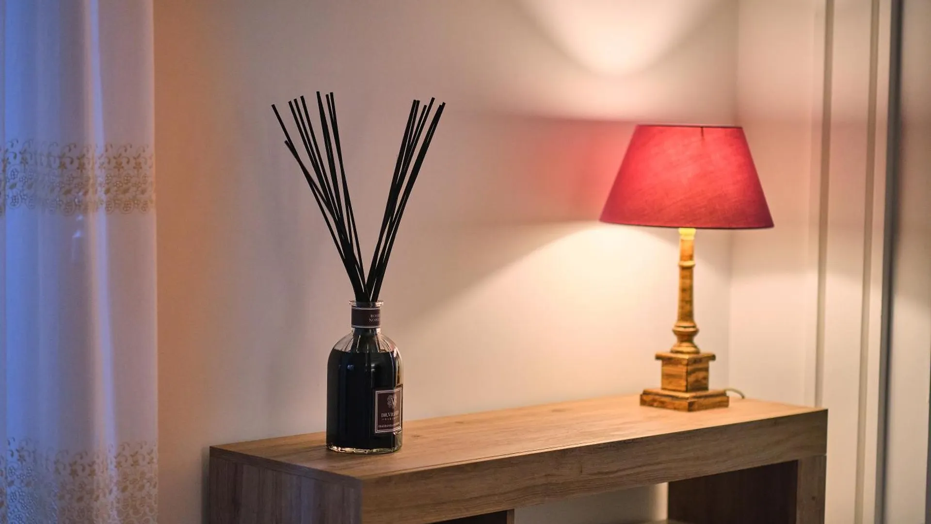 Pink Star Napoli Luxury Apartment Italy